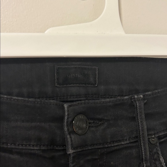 MOTHER Insider Crop Step Fray Black Jeans Size 28 - Picture 3 of 7